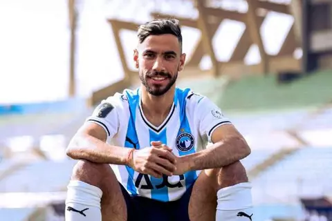 "الآن يمكنك أن ترى الشبح".. كيف قدم بيراميدز صفقة ناصر ماهر؟ (فيديو)